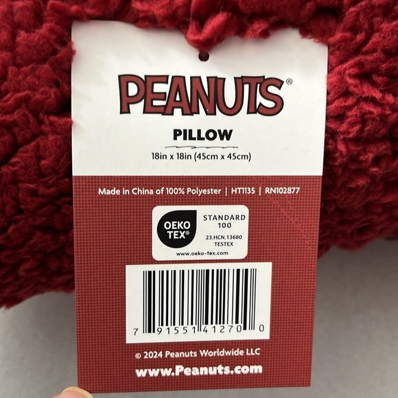 🆕 Peanuts Charlie Brown Chevron Pillow Reversible Plaid 18”x18” Red Black - Picture 3 of 4